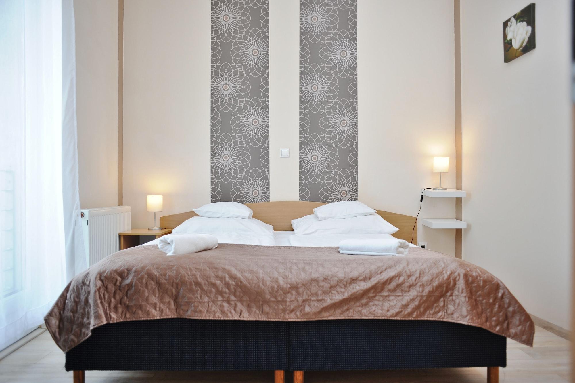 Hotel Papillon Budapest Esterno foto
