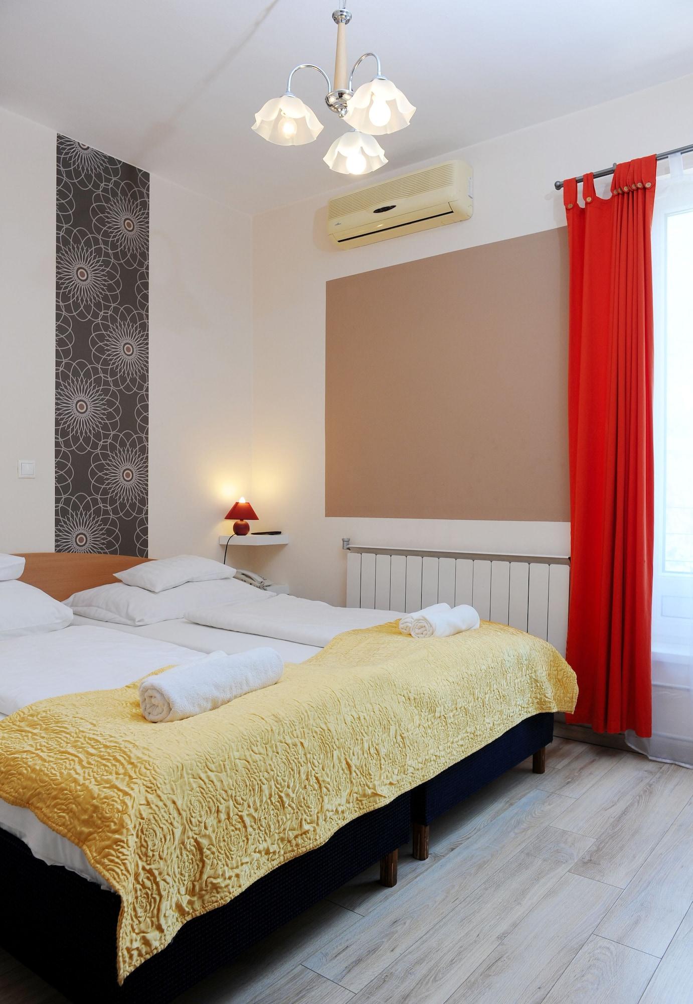 Hotel Papillon Budapest Esterno foto