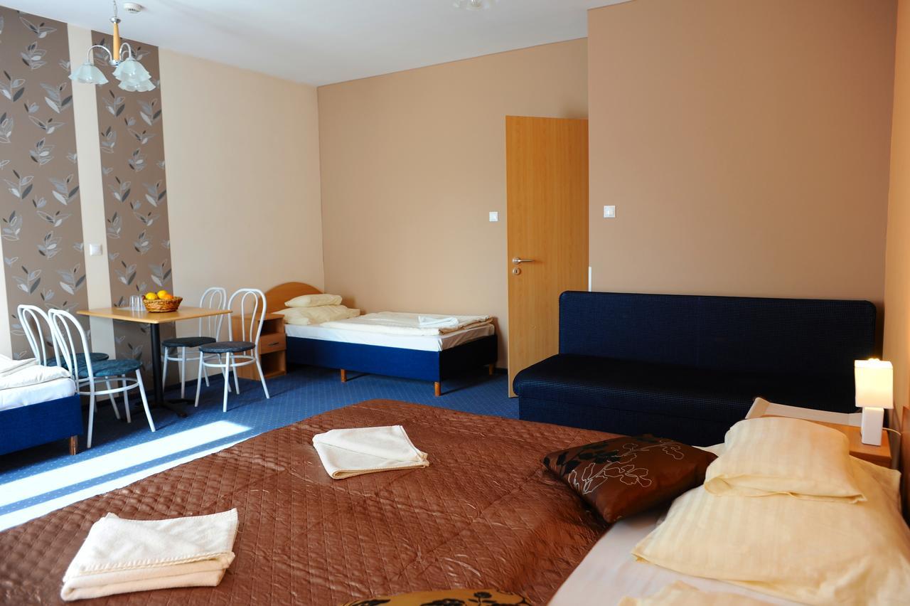 Hotel Papillon Budapest Esterno foto