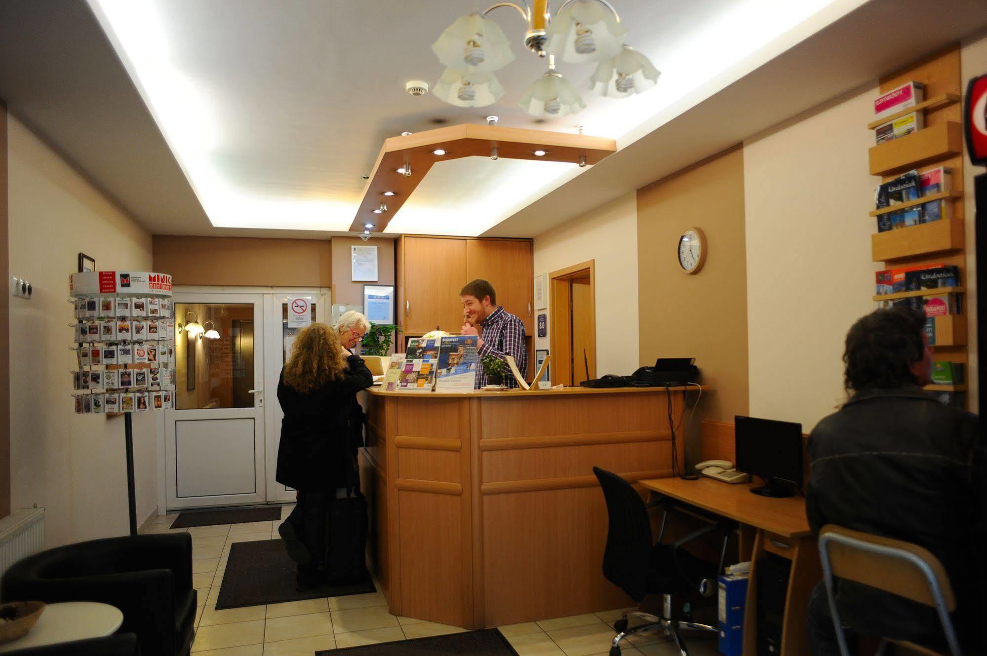 Hotel Papillon Budapest Esterno foto