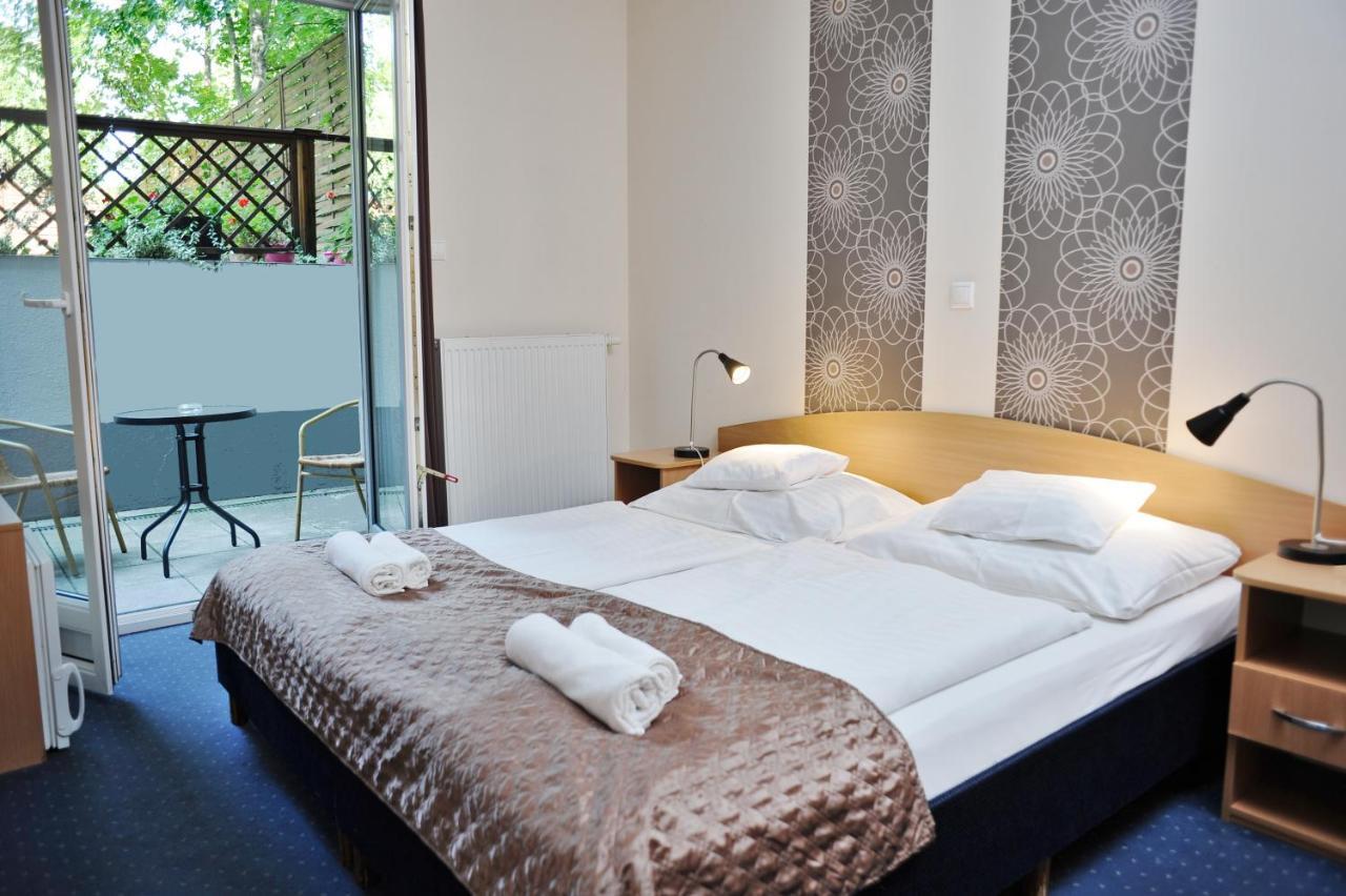 Hotel Papillon Budapest Esterno foto